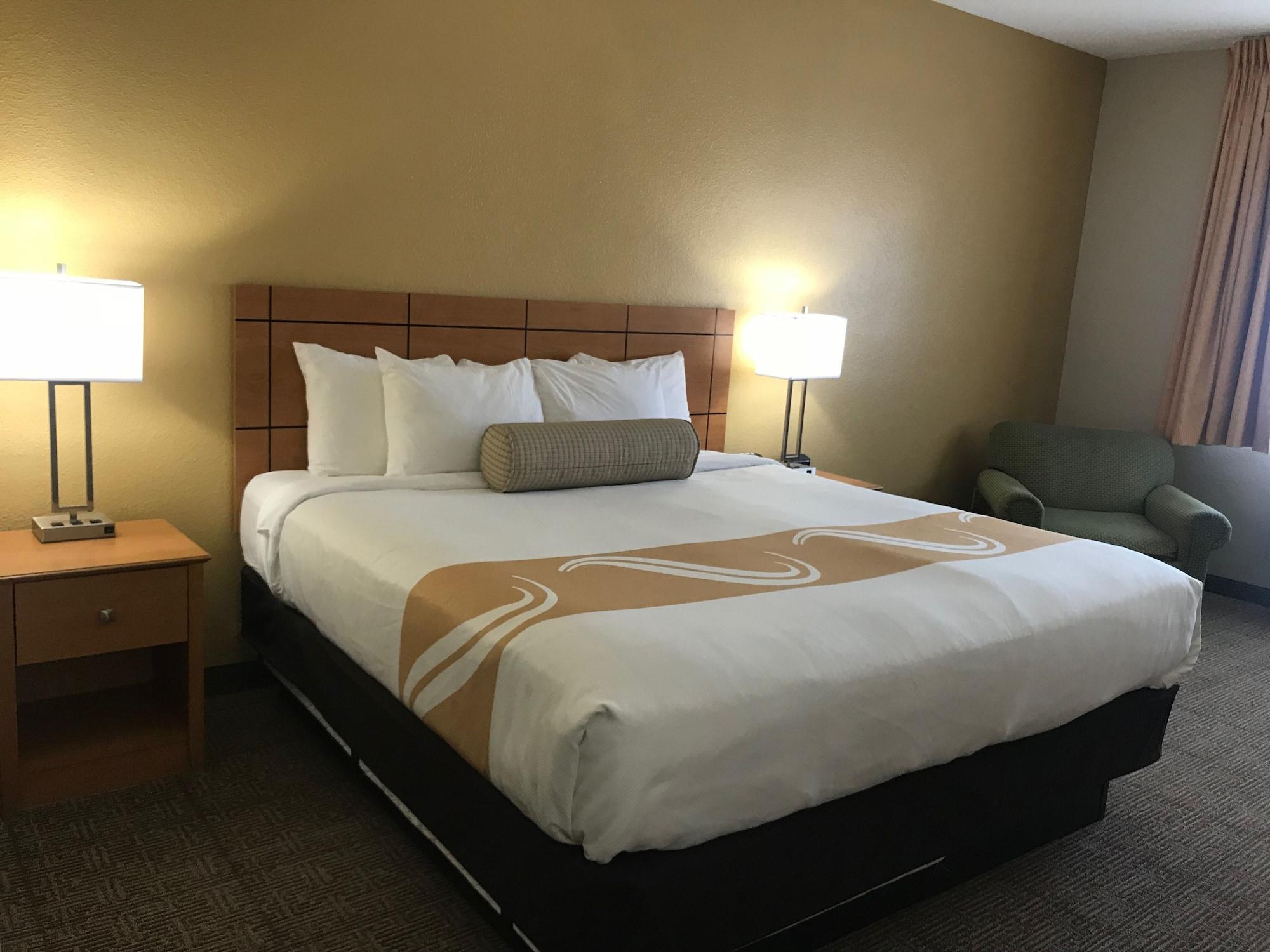 Quality Inn & Suites Springfield Southwest Near I-72 Extérieur photo