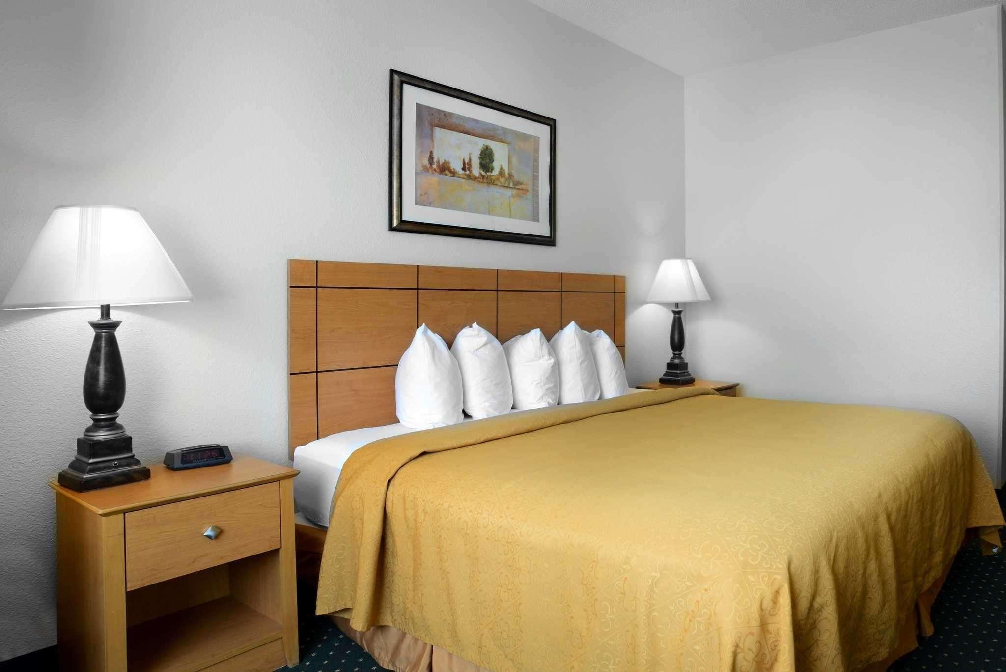 Quality Inn & Suites Springfield Southwest Near I-72 Extérieur photo