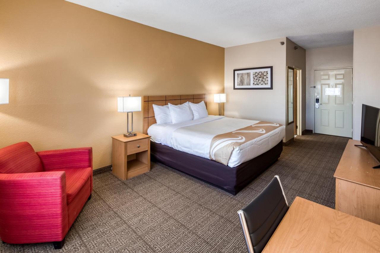 Quality Inn & Suites Springfield Southwest Near I-72 Extérieur photo