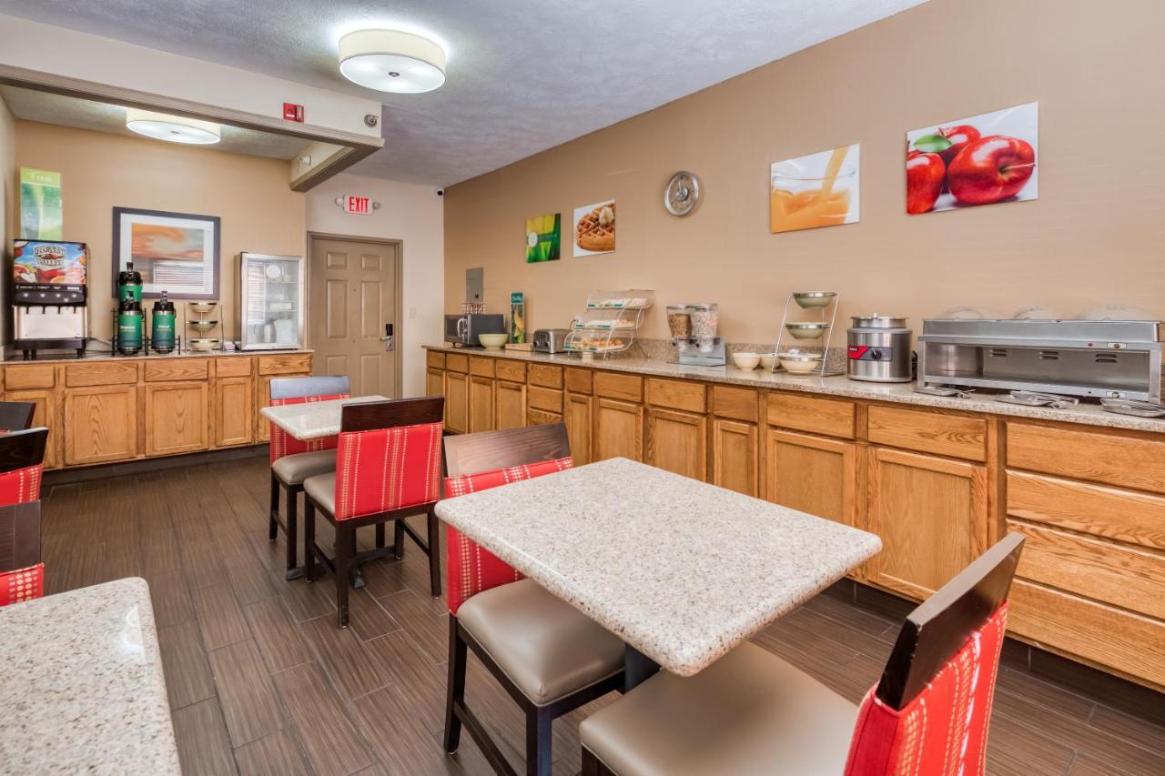 Quality Inn & Suites Springfield Southwest Near I-72 Extérieur photo