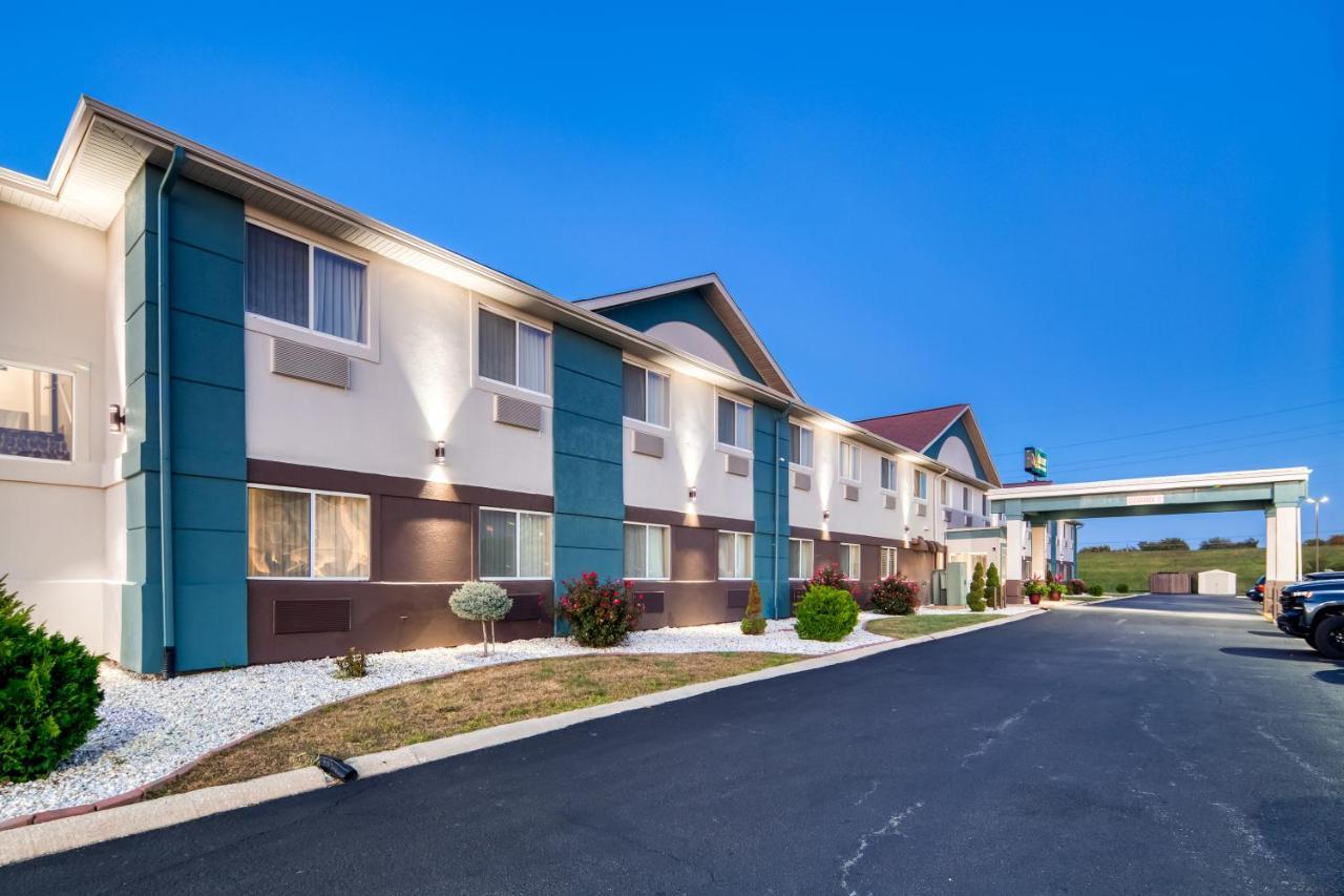 Quality Inn & Suites Springfield Southwest Near I-72 Extérieur photo