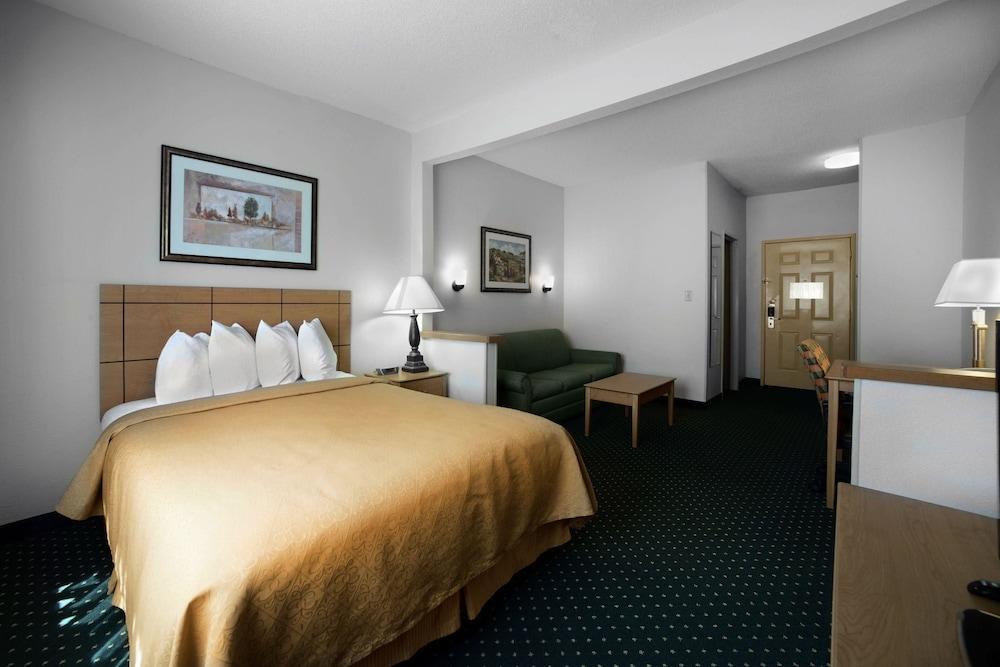 Quality Inn & Suites Springfield Southwest Near I-72 Extérieur photo
