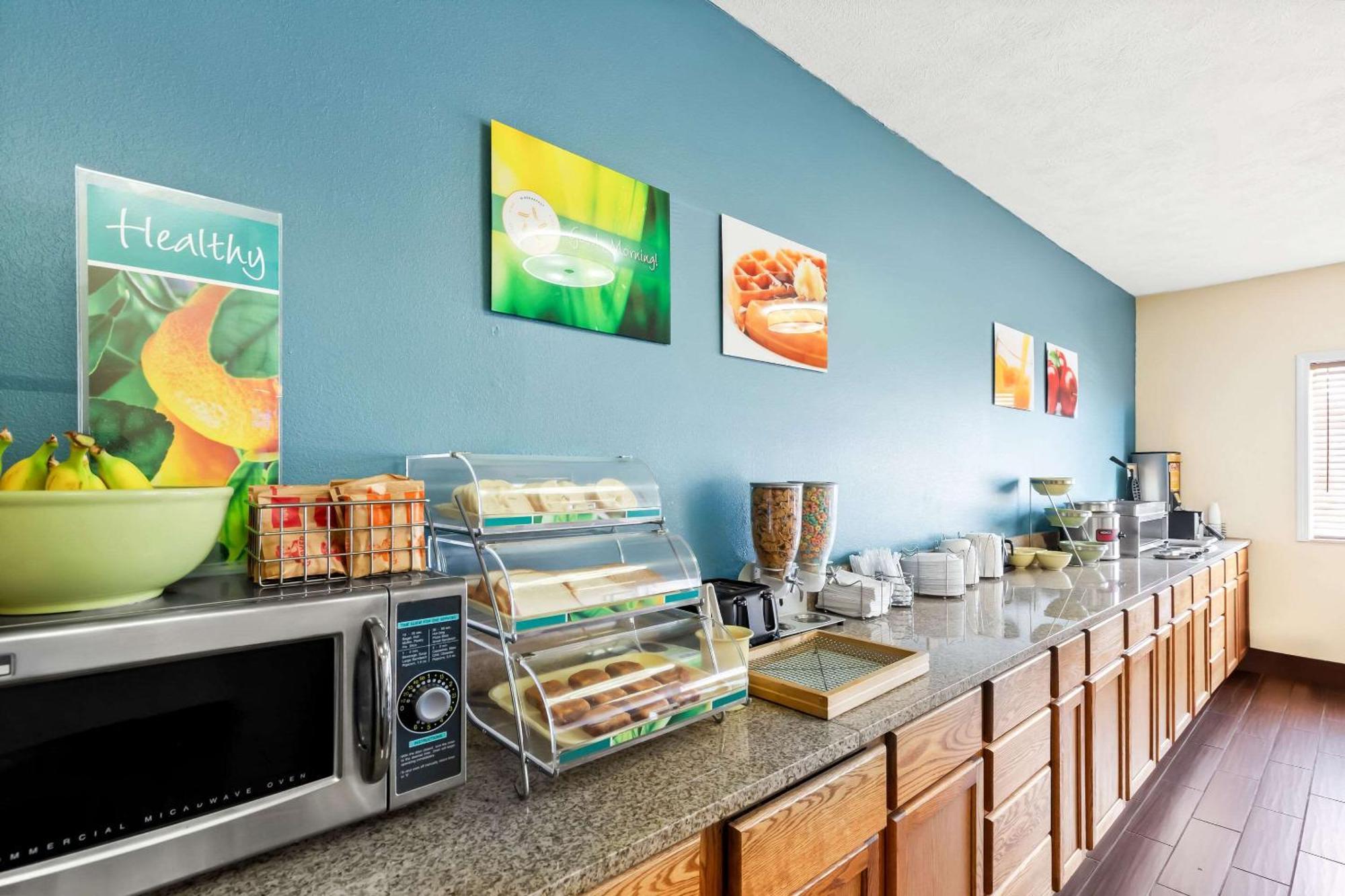 Quality Inn & Suites Springfield Southwest Near I-72 Extérieur photo