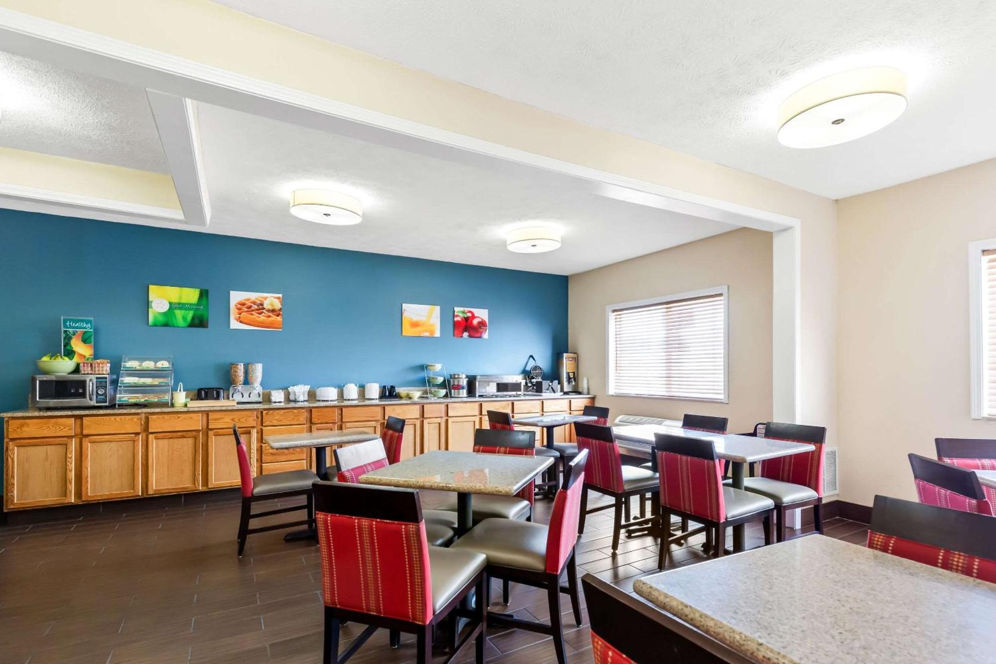 Quality Inn & Suites Springfield Southwest Near I-72 Extérieur photo