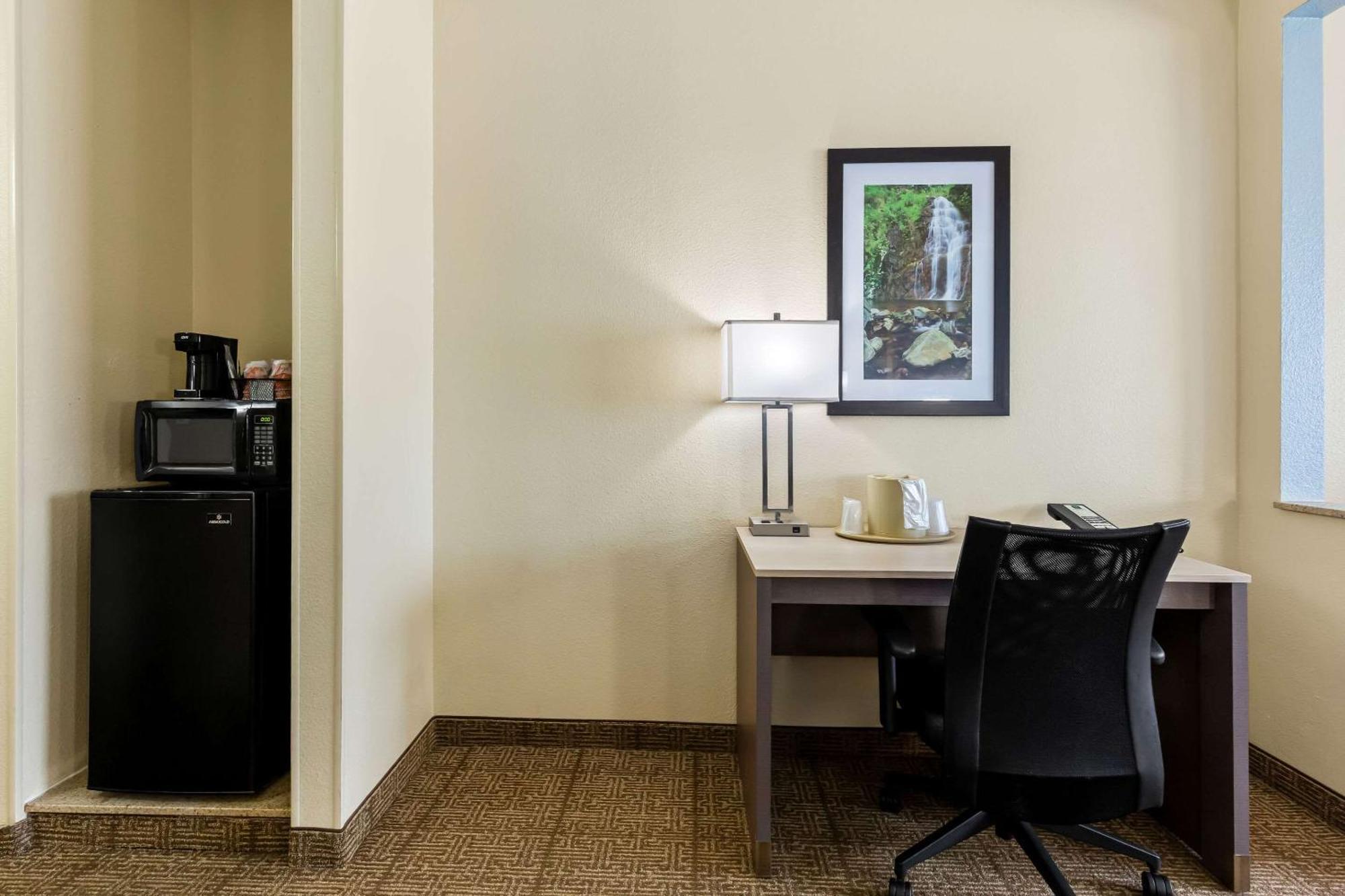 Quality Inn & Suites Springfield Southwest Near I-72 Extérieur photo