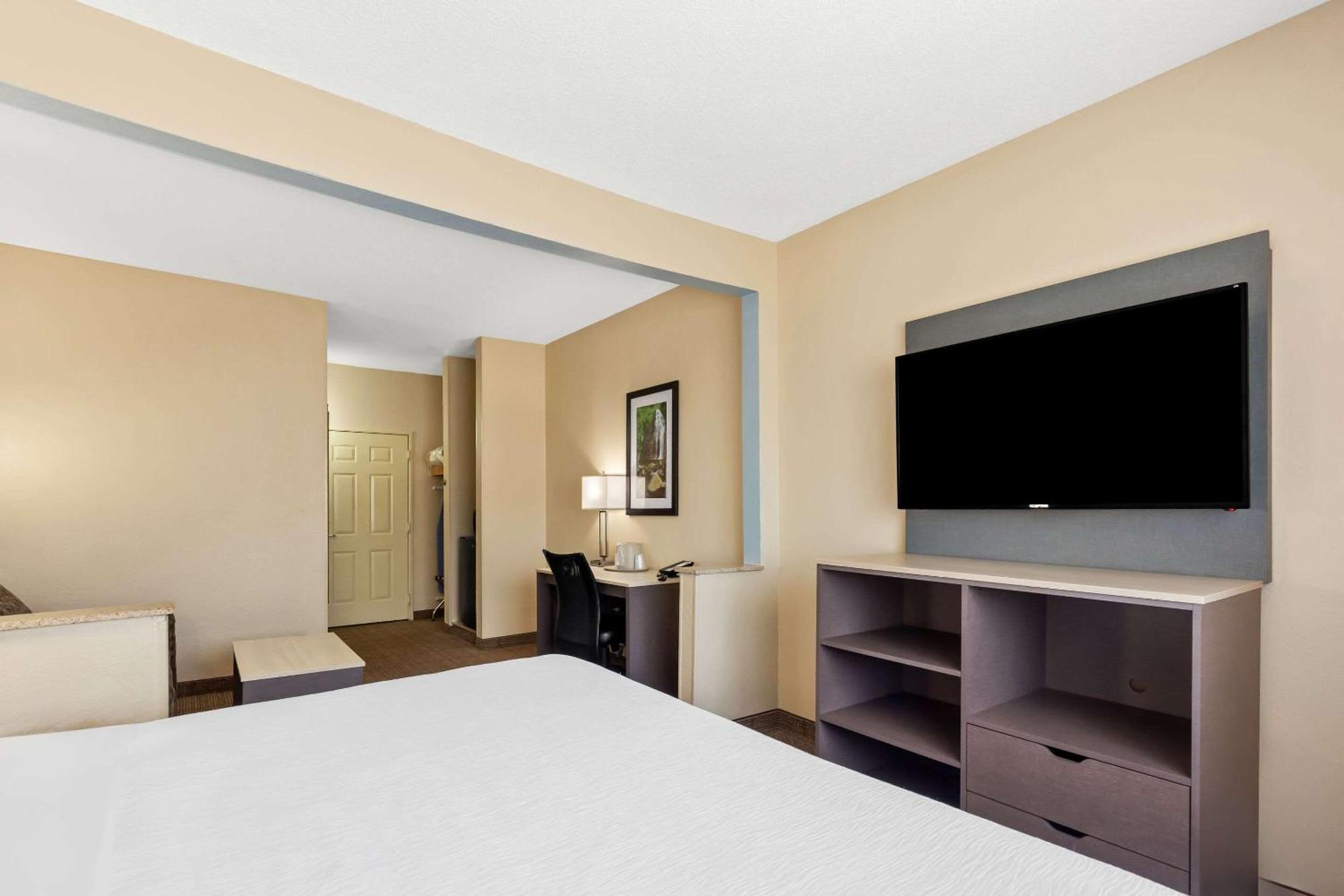Quality Inn & Suites Springfield Southwest Near I-72 Extérieur photo