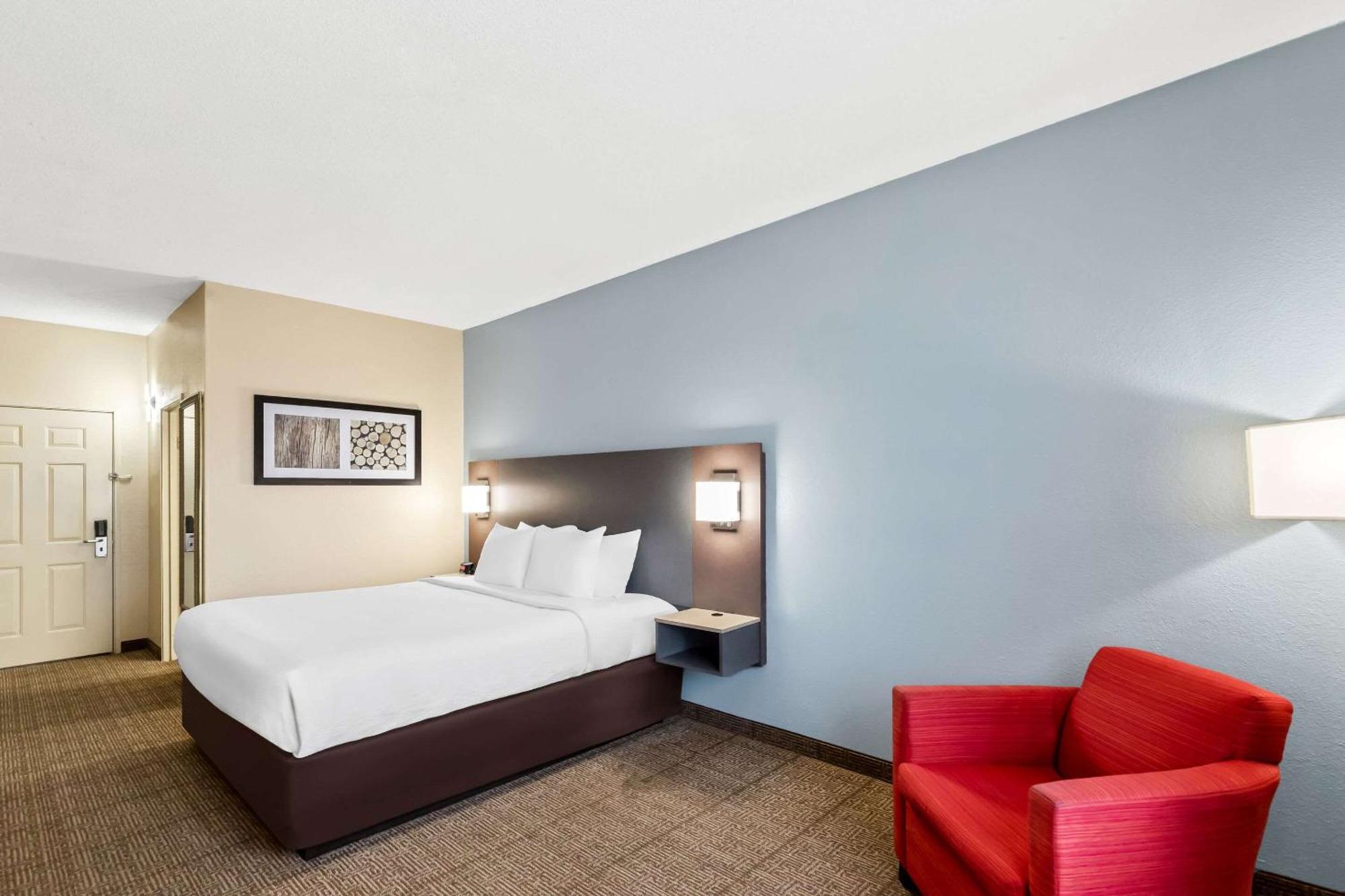 Quality Inn & Suites Springfield Southwest Near I-72 Extérieur photo